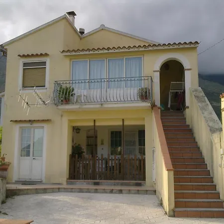 - Campomulini Apartment Maratea