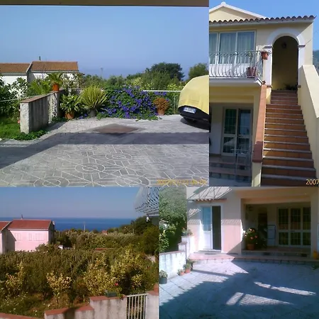 - Campomulini Apartment *